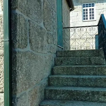 Casa Leao * Pacos de Ferreira
