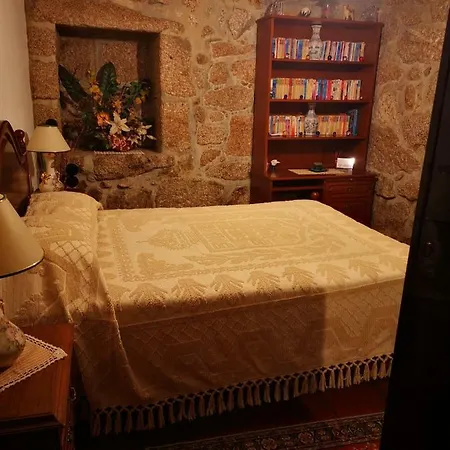 Casa Leao Pacos de Ferreira